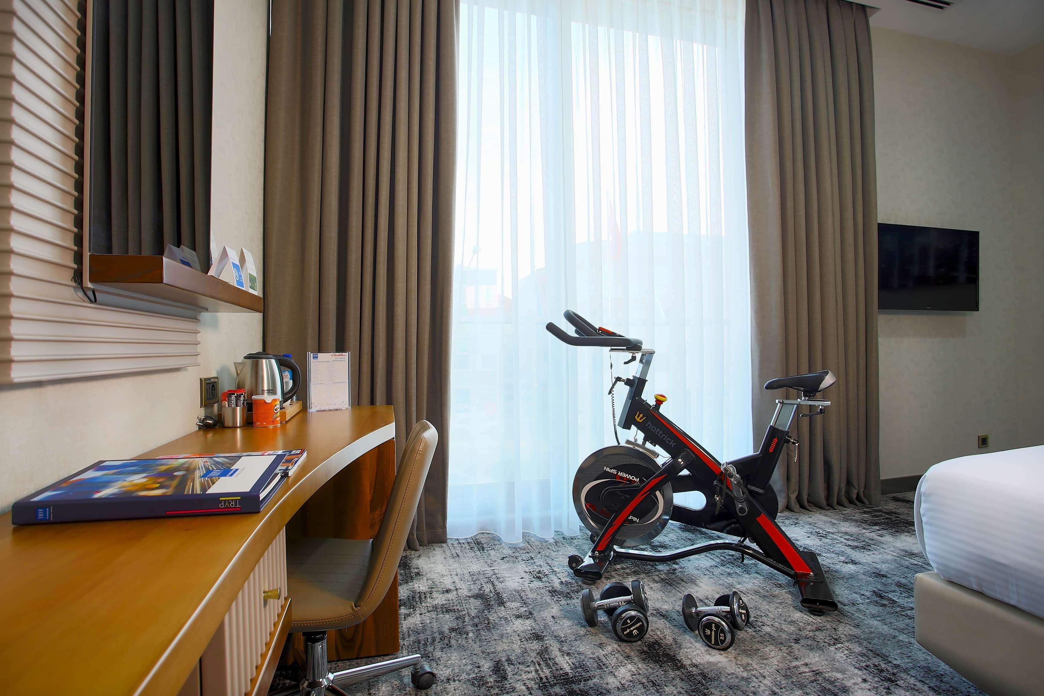 Tryp By Wyndham Istanbul Topkapi Exterior photo